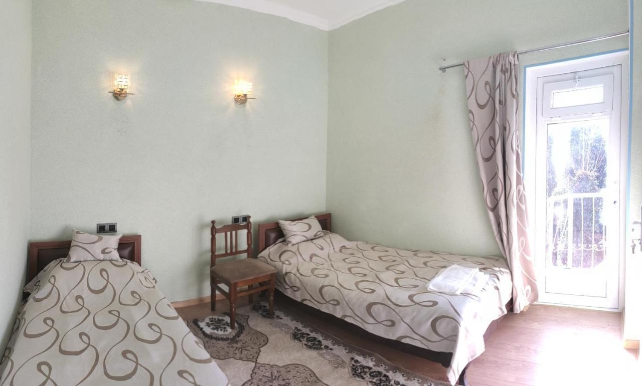 Dost Evi Motel Şǝki Dış mekan fotoğraf