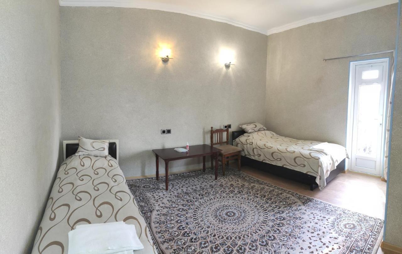 Dost Evi Motel Şǝki Dış mekan fotoğraf