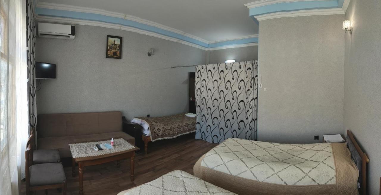 Dost Evi Motel Şǝki Dış mekan fotoğraf